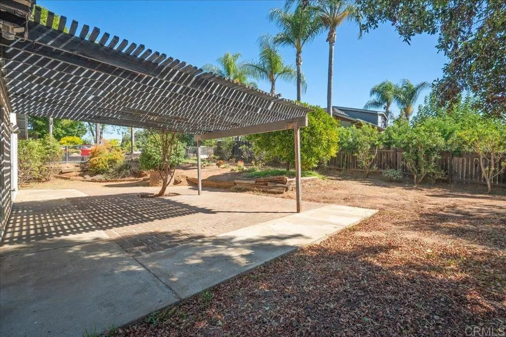 https://cdn.realtyfeed.com/cdn/127/306558084/ff5dd87258d521cb1bc4c43c312f4773.webp
