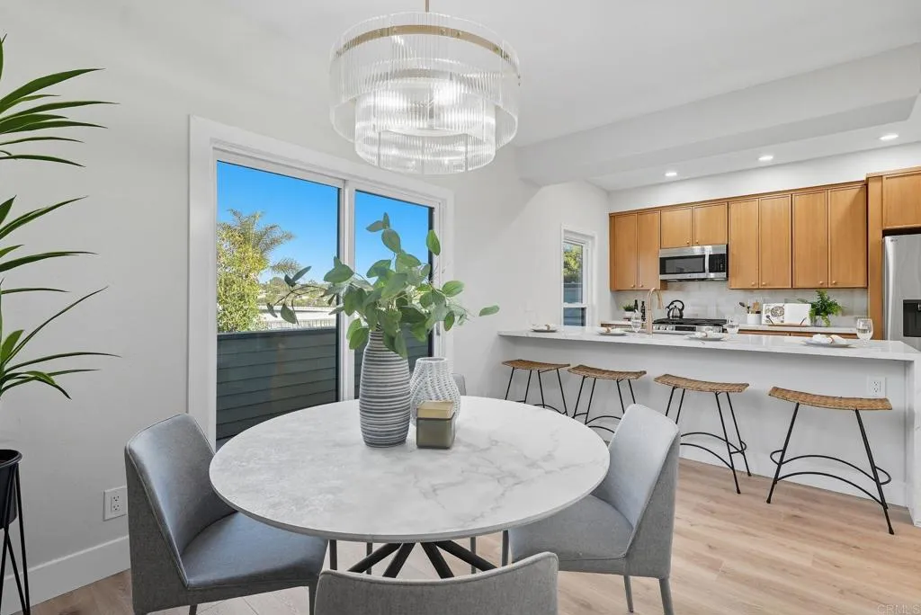 https://cdn.realtyfeed.com/cdn/127/306558090/51ebadd398242f0cc299a2c0c09e8da8.webp