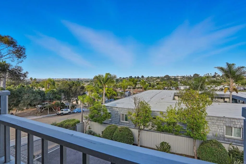 https://cdn.realtyfeed.com/cdn/127/306558090/8053169c67302c457ce50163aad8db98.webp