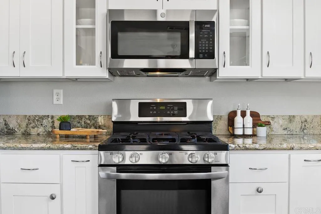 https://cdn.realtyfeed.com/cdn/127/306558181/07a5453ce72b7df56b72248bb6ee4734.webp