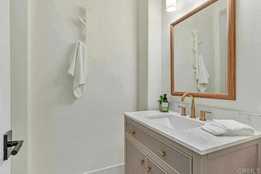 https://cdn.realtyfeed.com/cdn/127/306558242/c788044321c74245d22cfa06b3baa6ff.webp
