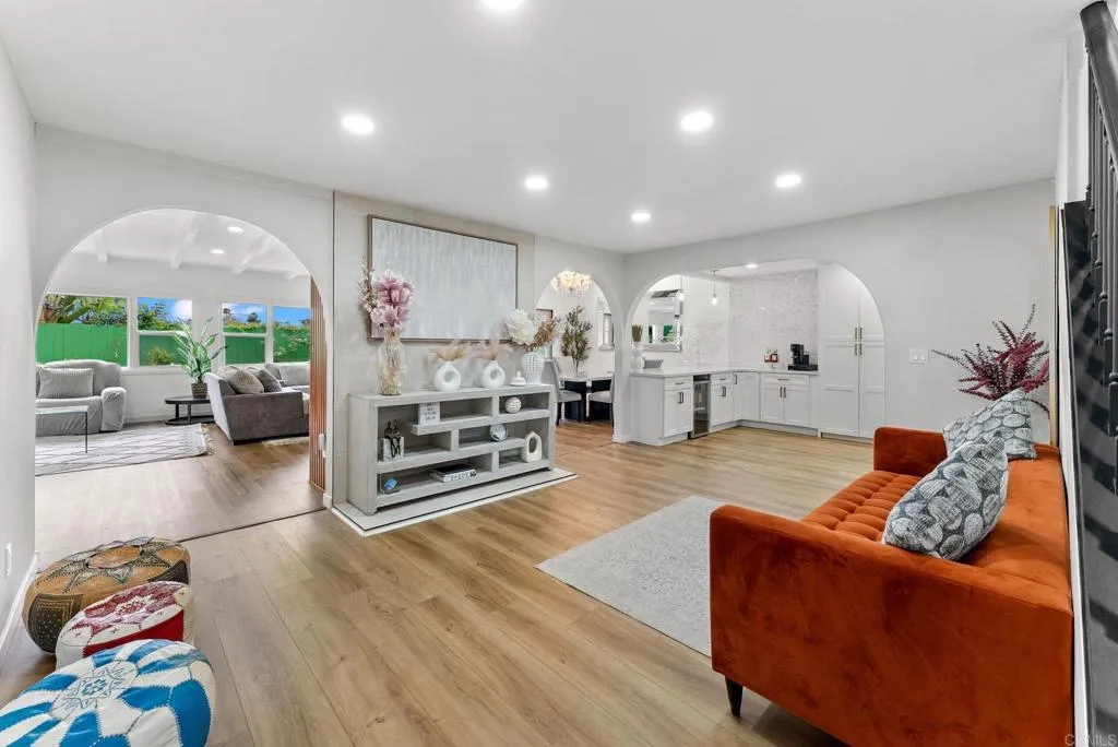 https://cdn.realtyfeed.com/cdn/127/306558256/2f923e5a98c772e85355e17ed3d55cd4.webp