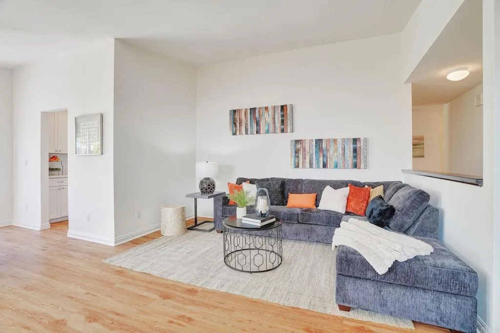 https://cdn.realtyfeed.com/cdn/127/306558260/4d59a2ae92aec60d6e593956e6644535.webp