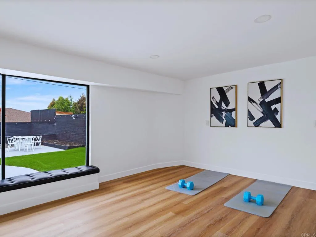 https://cdn.realtyfeed.com/cdn/127/306558263/31df29e104410b7d73616986079f9b47.webp