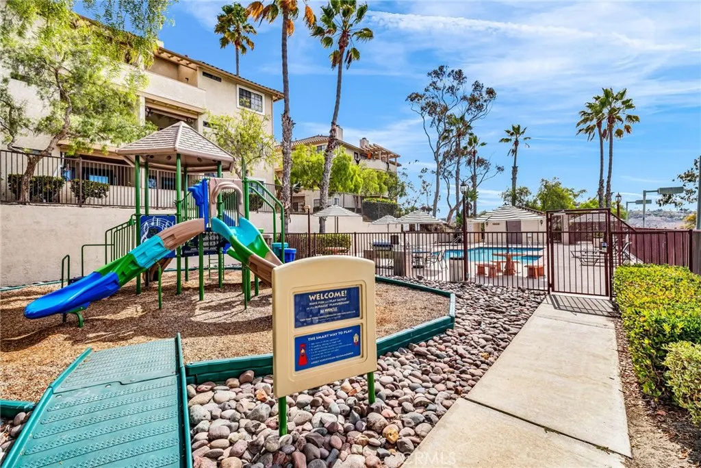 https://cdn.realtyfeed.com/cdn/127/306558325/ee28541d5468586a31f90fad609616f3.webp