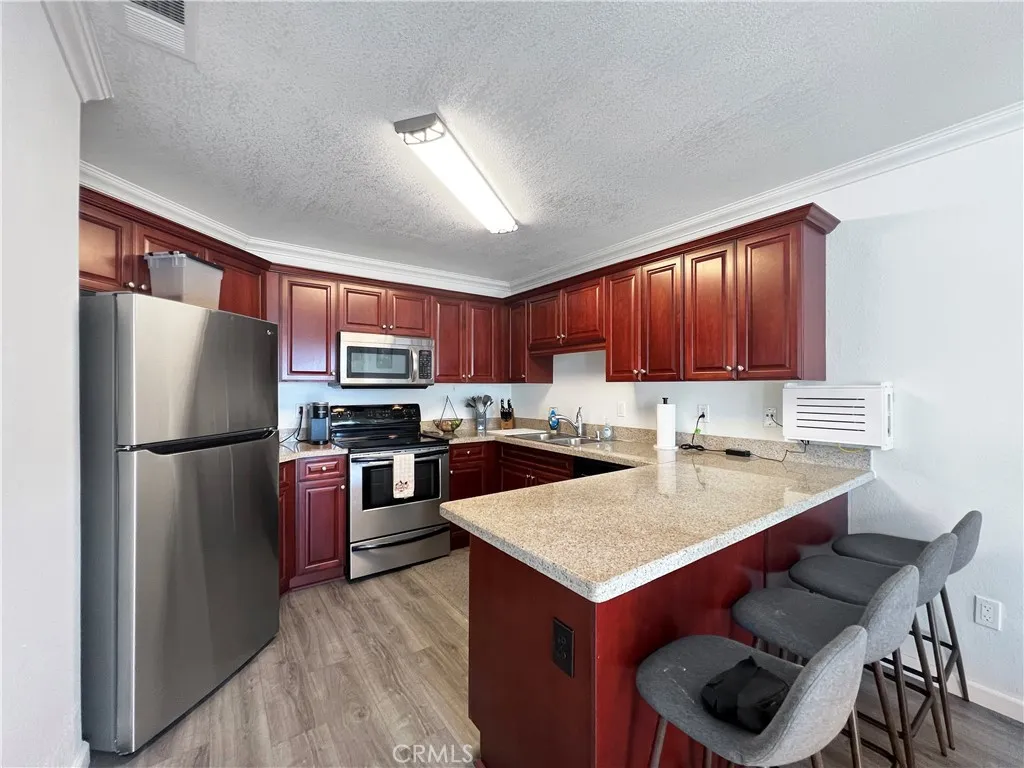 https://cdn.realtyfeed.com/cdn/127/306558325/f6acbf65bd35c5534c5d62100f7c2c0d.webp