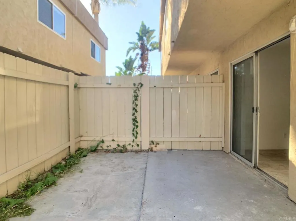 https://cdn.realtyfeed.com/cdn/127/306558347/2e9660909bde3d30863c77258a99c048.webp