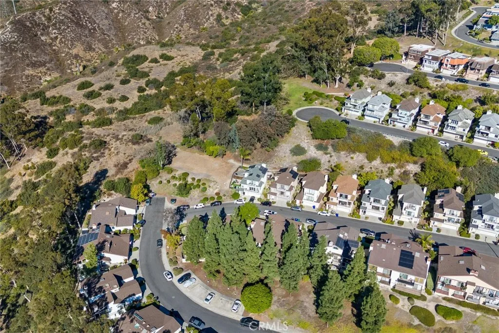 https://cdn.realtyfeed.com/cdn/127/306558353/4a486f4cb206e2ec056fb01cf857c850.webp