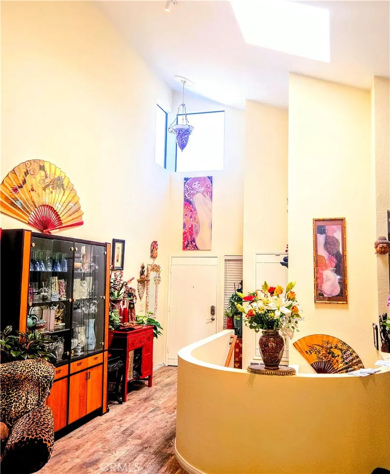 https://cdn.realtyfeed.com/cdn/127/306558353/f8664dcab4ce6b9658d93490d7ec40bd.webp