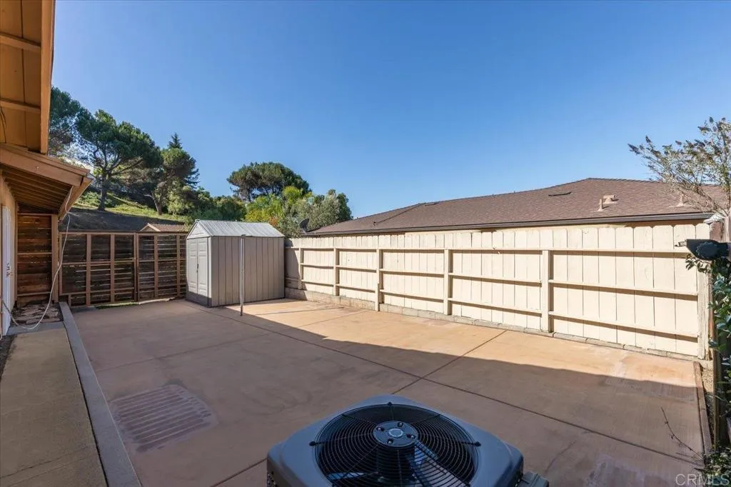https://cdn.realtyfeed.com/cdn/127/306558355/e65f607d6ed2d4fe1a7da59bc7911b14.webp