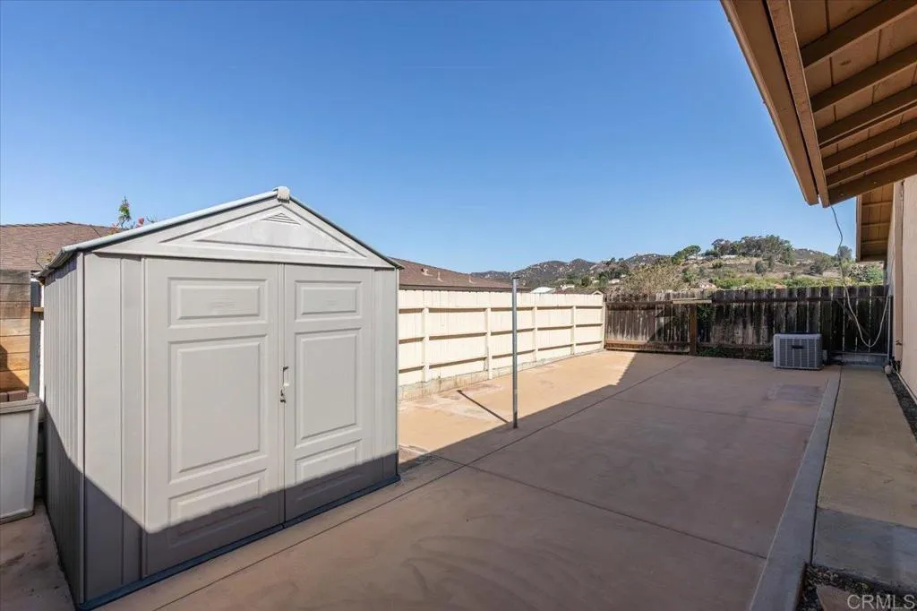 https://cdn.realtyfeed.com/cdn/127/306558355/e661876aa606ec7958abdece6bec52f4.webp