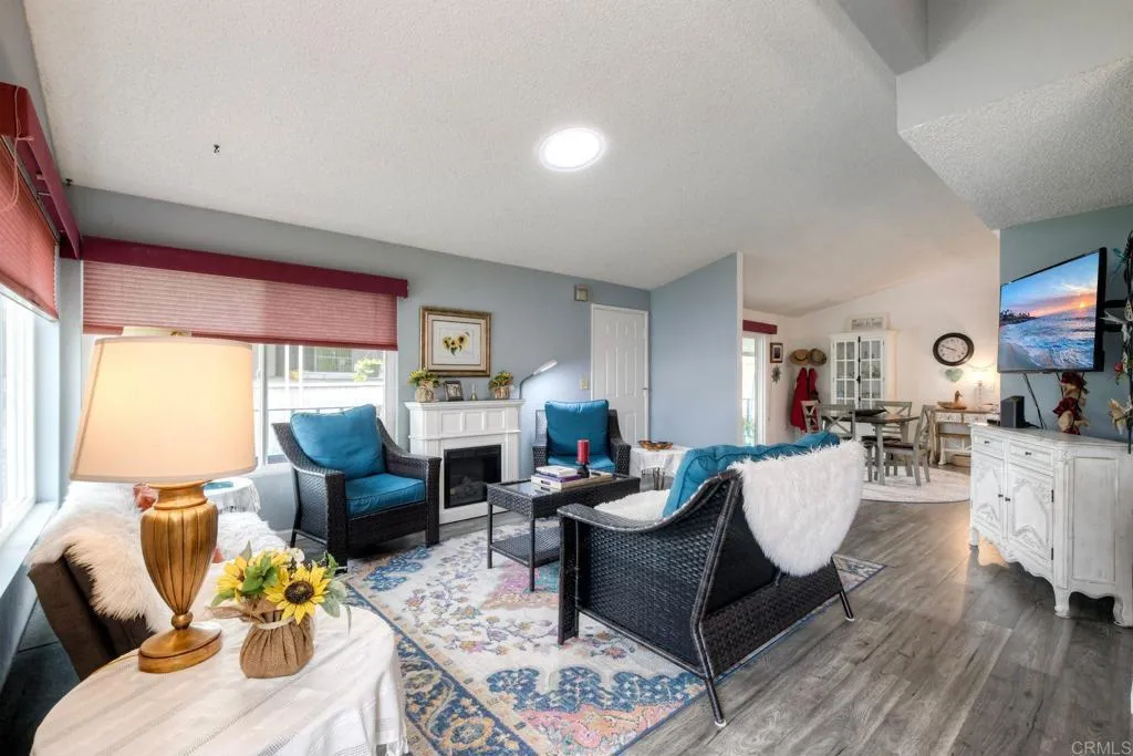https://cdn.realtyfeed.com/cdn/127/306558388/1f35e489979866a4d76d544152699eba.webp