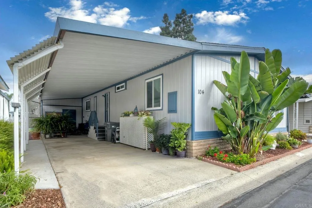 https://cdn.realtyfeed.com/cdn/127/306558388/3c86626973f653c17b8ba82258d0b40d.webp
