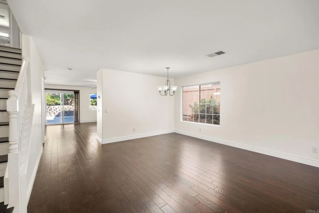 https://cdn.realtyfeed.com/cdn/127/306558406/46bf8e3510b3da0cdffadb09da4f3c4f.webp