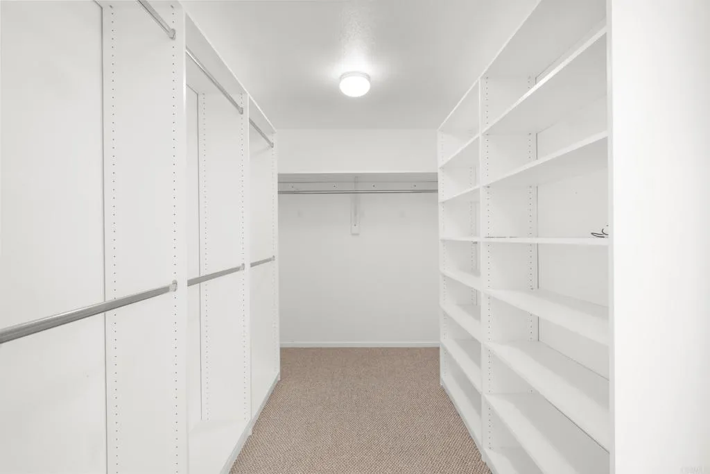 https://cdn.realtyfeed.com/cdn/127/306558406/c7231be5ff7f0b683b3ec5230debc8aa.webp