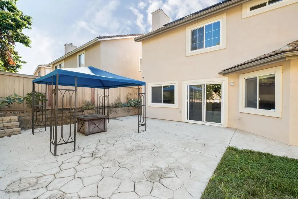 https://cdn.realtyfeed.com/cdn/127/306558406/cb3c4f7f6860595989a432c2e351b9d1.webp