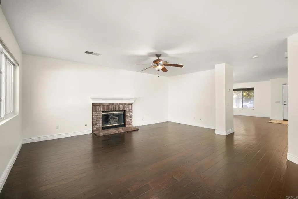 https://cdn.realtyfeed.com/cdn/127/306558406/d5b00f5d517c31ab0caafb8422cde736.webp