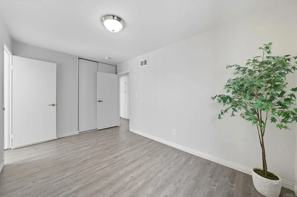 https://cdn.realtyfeed.com/cdn/127/306558469/66554e828d7f64bf88e7fd788e7eb810.webp