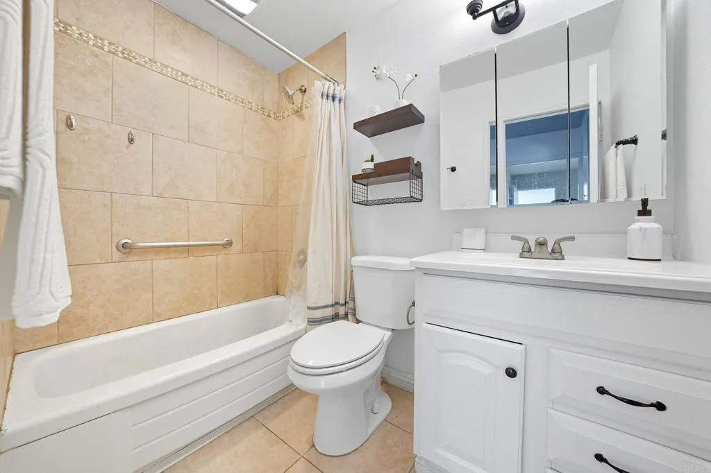 https://cdn.realtyfeed.com/cdn/127/306558469/9b3f4fa85b1ce7f58e027026a4ea335e.webp