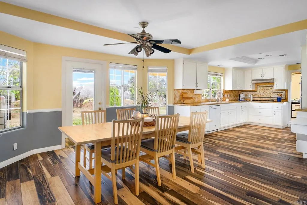 https://cdn.realtyfeed.com/cdn/127/306558477/16a99372ddba6299b693ca6581926cc5.webp