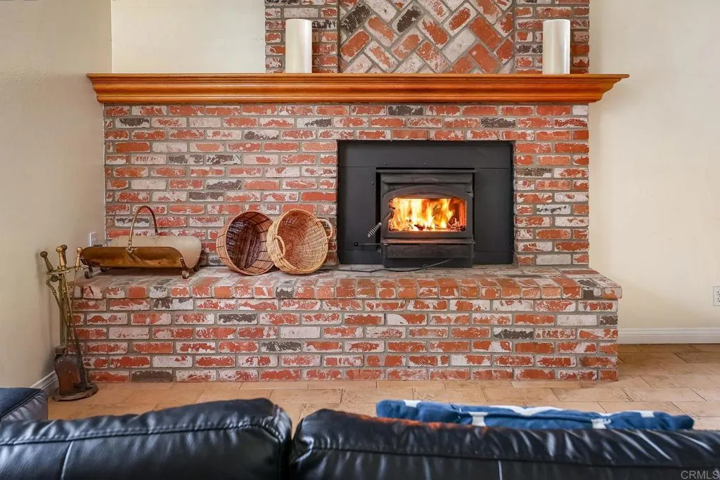 https://cdn.realtyfeed.com/cdn/127/306558477/3eb9da355a29993ee31b4a882f9d67f5.webp