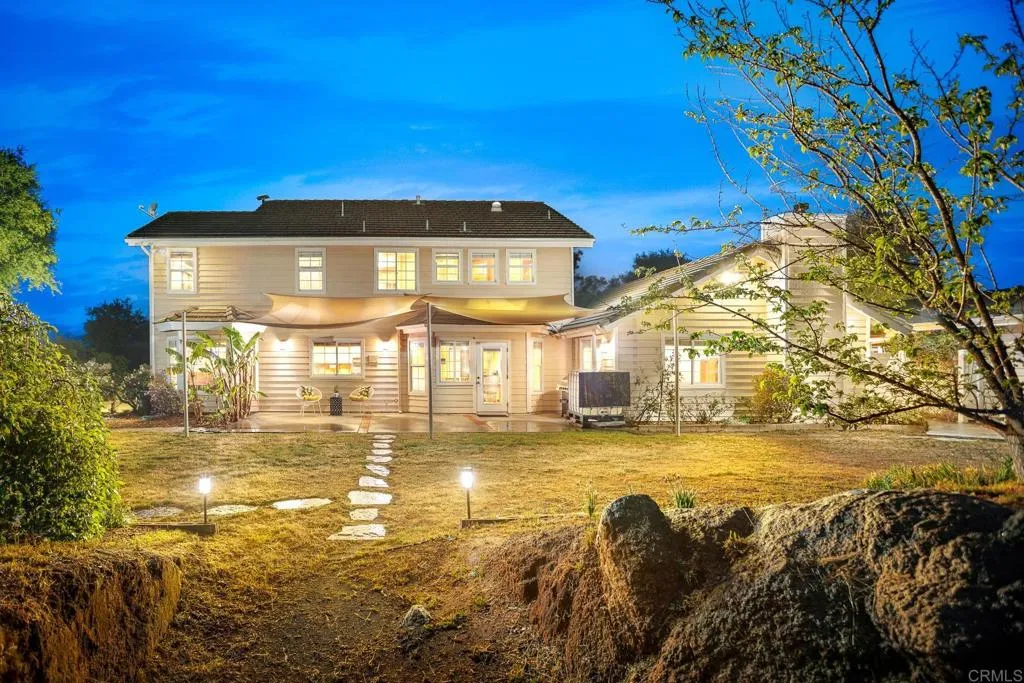 https://cdn.realtyfeed.com/cdn/127/306558477/426449d7d8712afb2f588bc113f53e61.webp