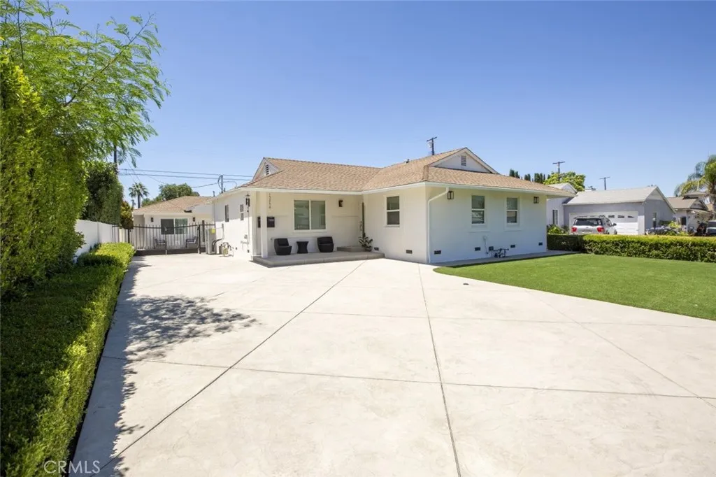 Mission Hills (san Fernando), CA 91345