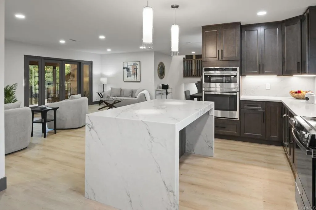 https://cdn.realtyfeed.com/cdn/127/306558549/7bc1d2840a1a08a6b67b899a732c193d.webp