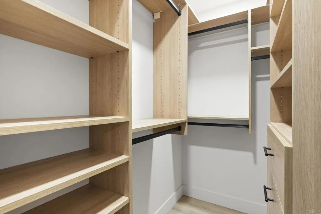 https://cdn.realtyfeed.com/cdn/127/306558549/a7802172b58ca912b4aff6da35f4067b.webp