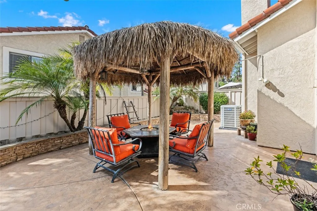 https://cdn.realtyfeed.com/cdn/127/306558579/105da8caba131a0138076a60db1ac000.webp