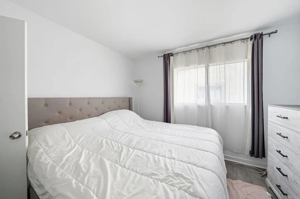 https://cdn.realtyfeed.com/cdn/127/306558581/2a7e1b1b12c7692b4e5402d73533ee48.webp