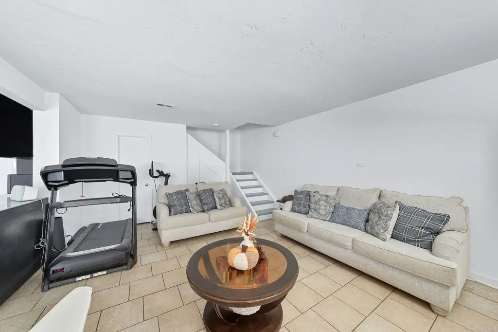 https://cdn.realtyfeed.com/cdn/127/306558581/e988eeb6d178d077b5b40f4c08046d6a.webp