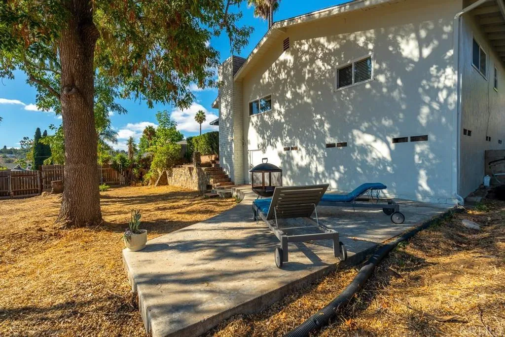 https://cdn.realtyfeed.com/cdn/127/306558590/ebd9aa13883e8e0ffd561f83c94e85c9.webp