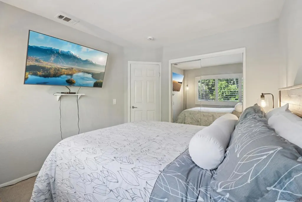 https://cdn.realtyfeed.com/cdn/127/306558633/1d94d14fa00b33c9b8cfcef68e9ec4ab.webp