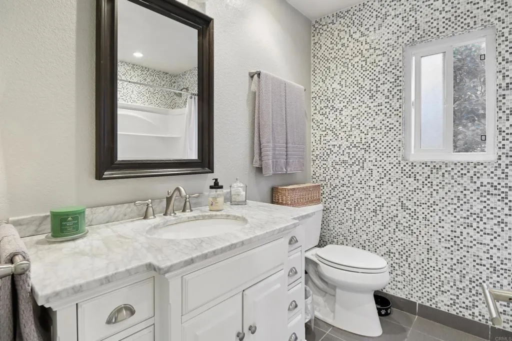 https://cdn.realtyfeed.com/cdn/127/306558633/75f5f2dd9e88d82f1c71ac8a940497da.webp