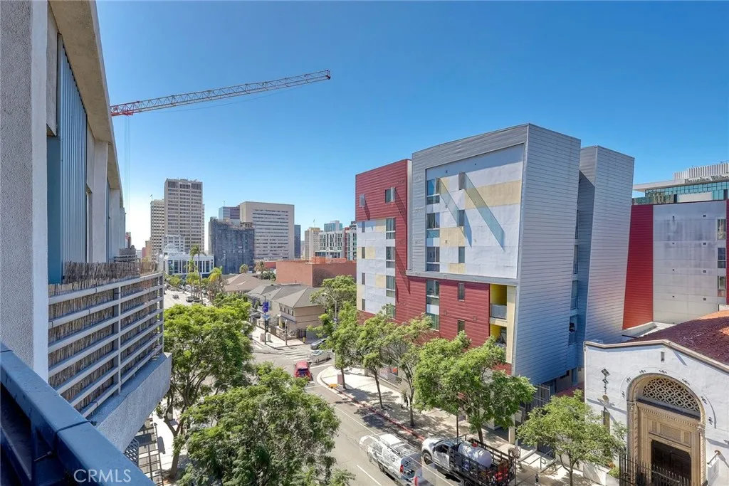 https://cdn.realtyfeed.com/cdn/127/306558640/76de475ae9a5eb1b6b7c5d672d1f5d78.webp