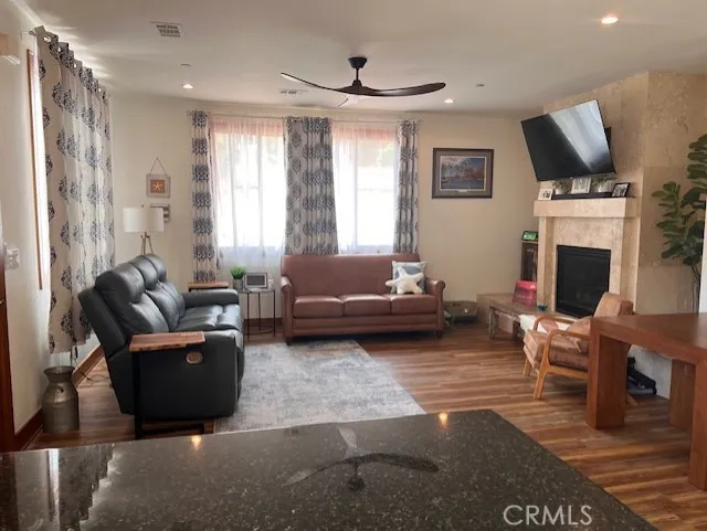 344 Triana Lane Unit 203, Avalon, CA 90704 - Photo 5 of 14, Avalon, CA