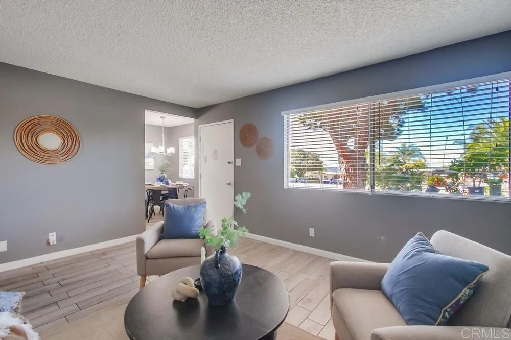 https://cdn.realtyfeed.com/cdn/127/306558734/ccc52360f3374fc666cfc26e93d6ceb5.webp