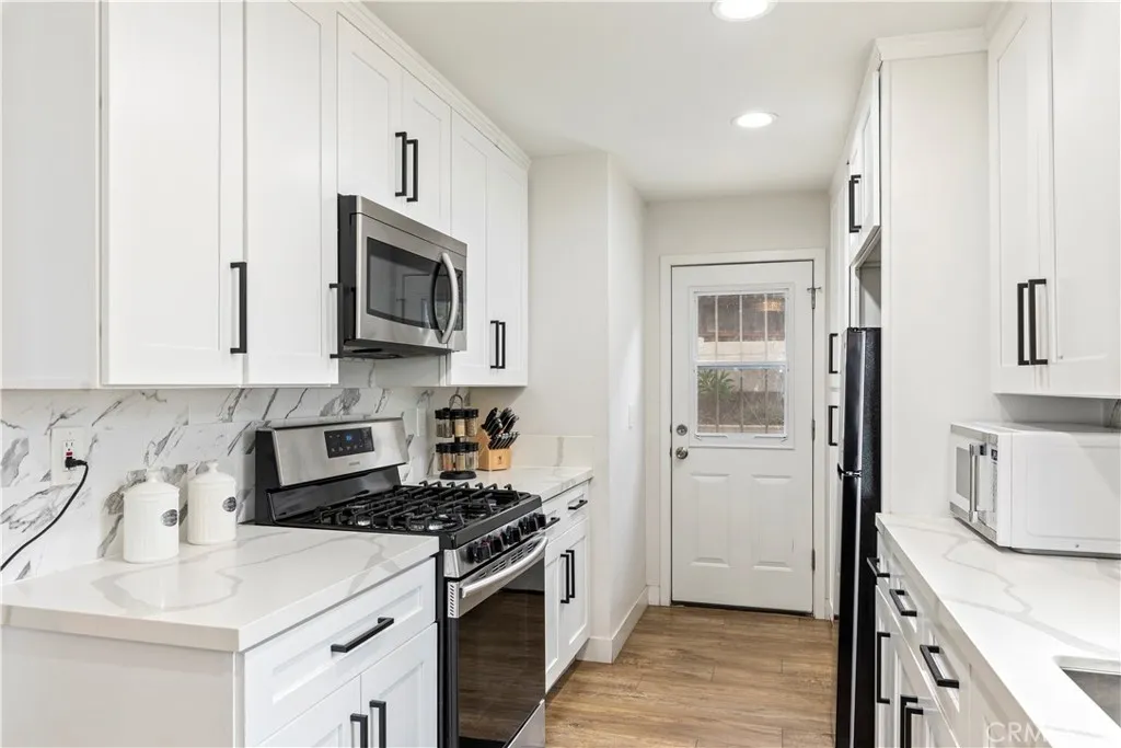 https://cdn.realtyfeed.com/cdn/127/306558735/158e6e8bd5b10c87b71669679196085c.webp