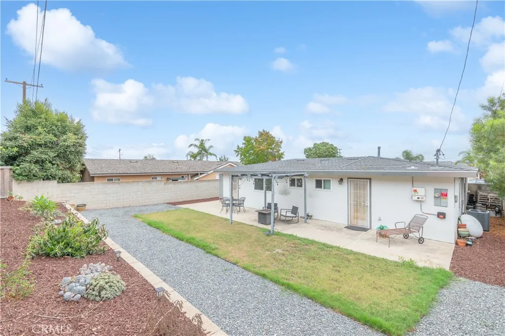https://cdn.realtyfeed.com/cdn/127/306558735/efd0138fddcc76c4bba489711afb5c3f.webp