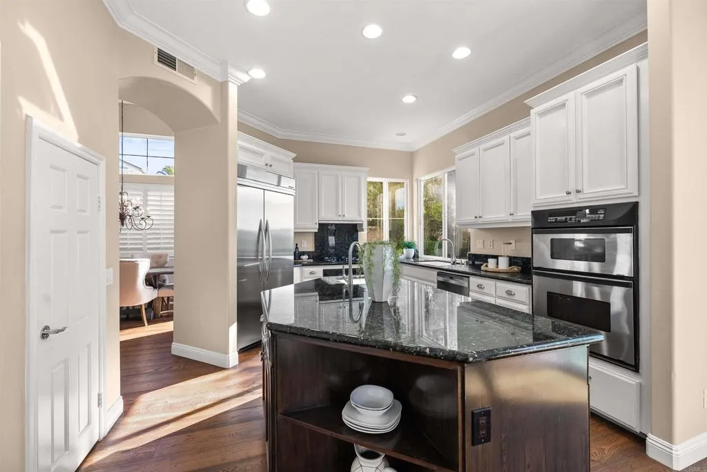 https://cdn.realtyfeed.com/cdn/127/306558737/217cf564a1edbe6df0a9a03ad8344544.webp