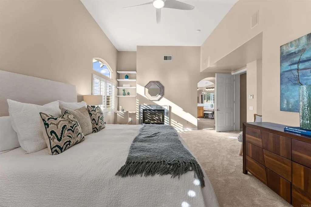 https://cdn.realtyfeed.com/cdn/127/306558737/a5330c468a6ae026d3d4fa0988a445bb.webp