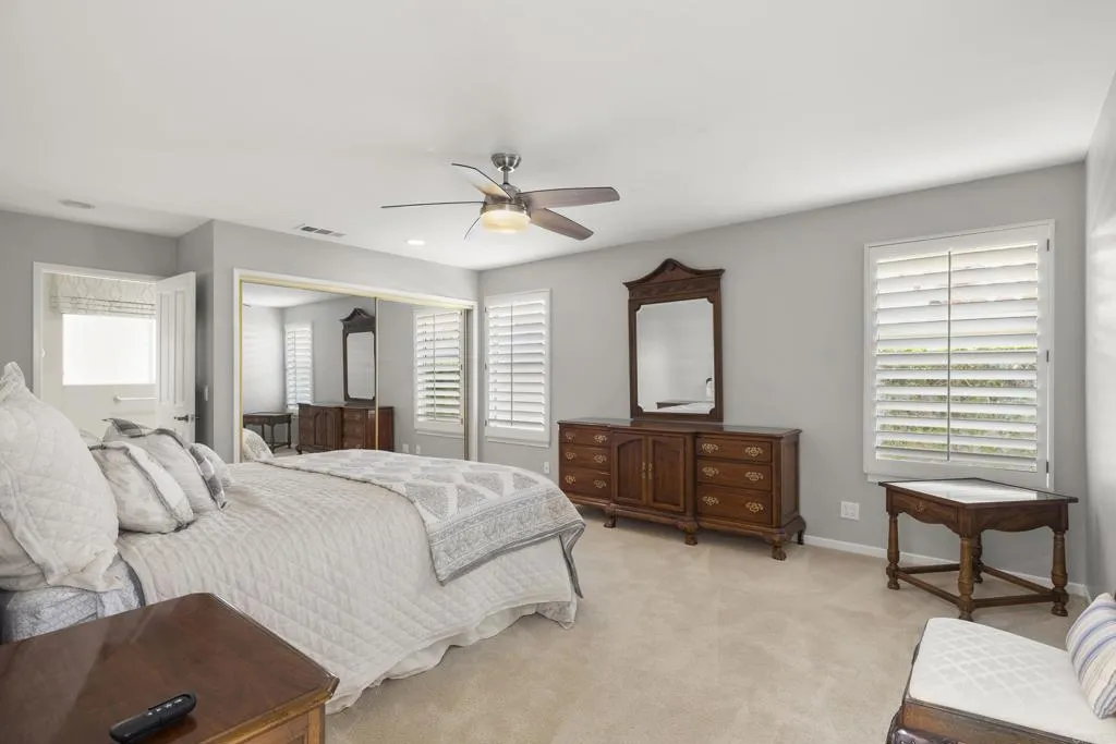 https://cdn.realtyfeed.com/cdn/127/306558762/4ce33cd3c18d63286753359b312caf54.webp