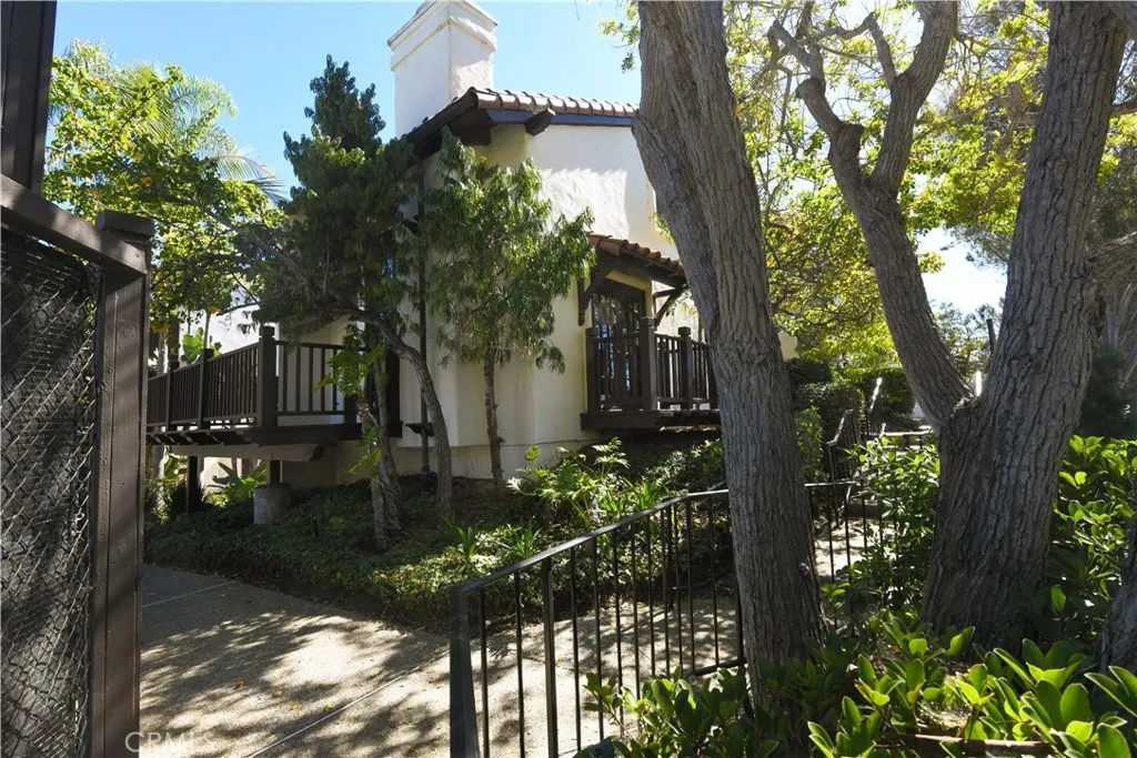https://cdn.realtyfeed.com/cdn/127/306558824/20756876ca118930ff42c995dc07e659.webp