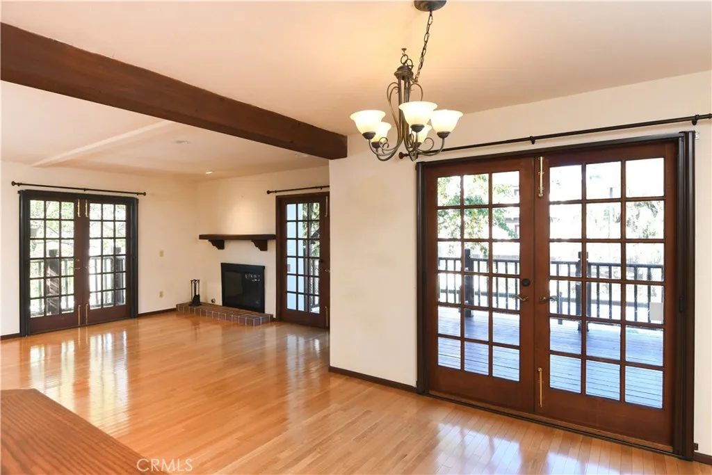 https://cdn.realtyfeed.com/cdn/127/306558824/5f0ed035a913b653c3bb4fb5f6f04cd2.webp