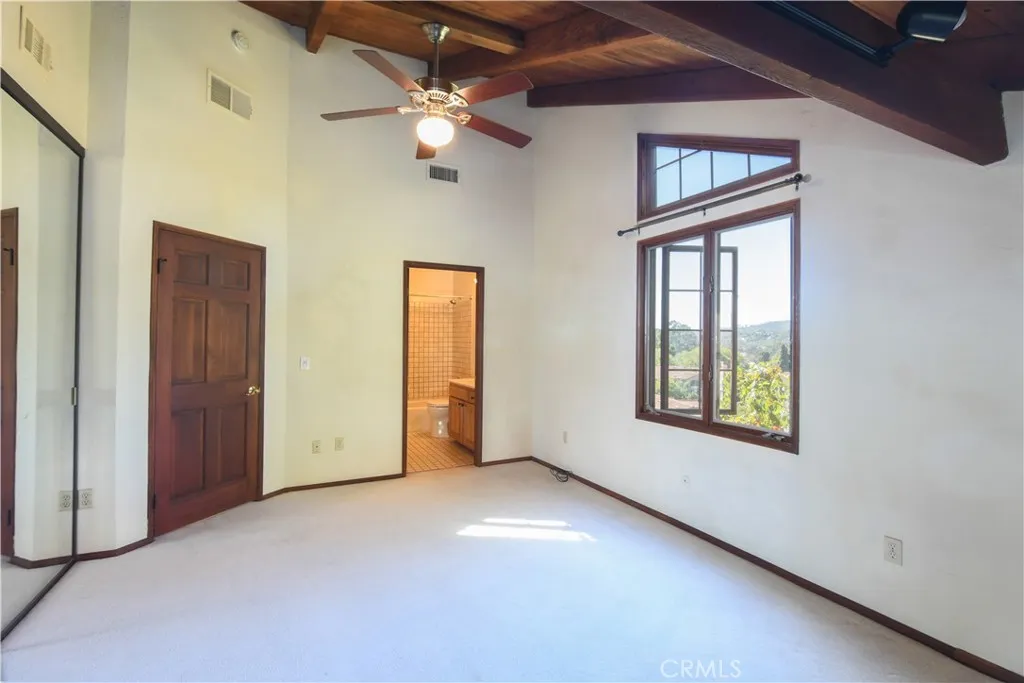 https://cdn.realtyfeed.com/cdn/127/306558824/e69450ee81bcc0a30281d1b27ae12d78.webp