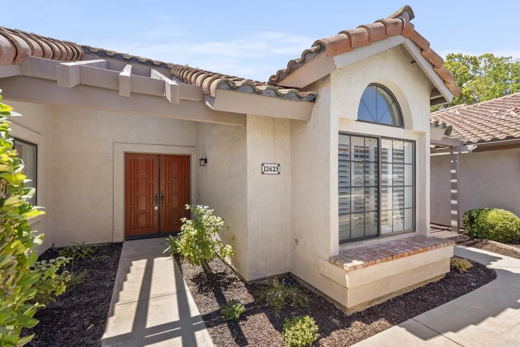 https://cdn.realtyfeed.com/cdn/127/306558886/b4136c46d4a223c04208a0f1b1b60c6e.webp