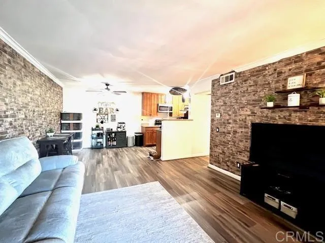 https://cdn.realtyfeed.com/cdn/127/306558893/d7c356549b8d9d17b455a3e78f3b9ed2.webp