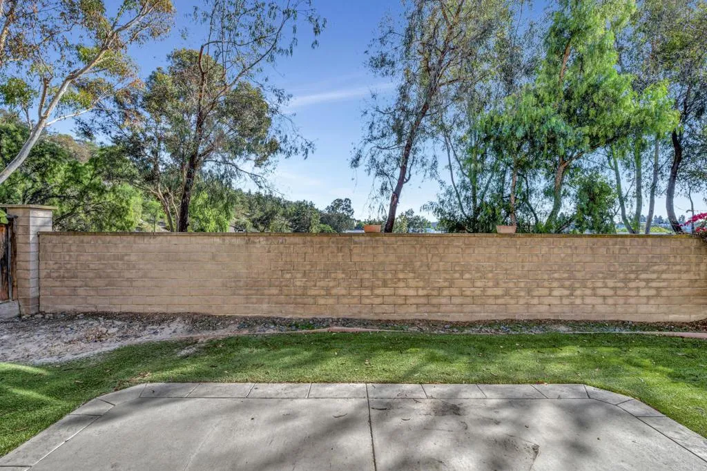 https://cdn.realtyfeed.com/cdn/127/306558909/12a4e4c1a541a21e78074c303d2f07b5.webp