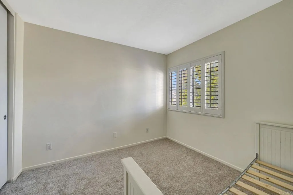 https://cdn.realtyfeed.com/cdn/127/306558909/1fe19e20ad19c18f0be6e42a43cb8a85.webp